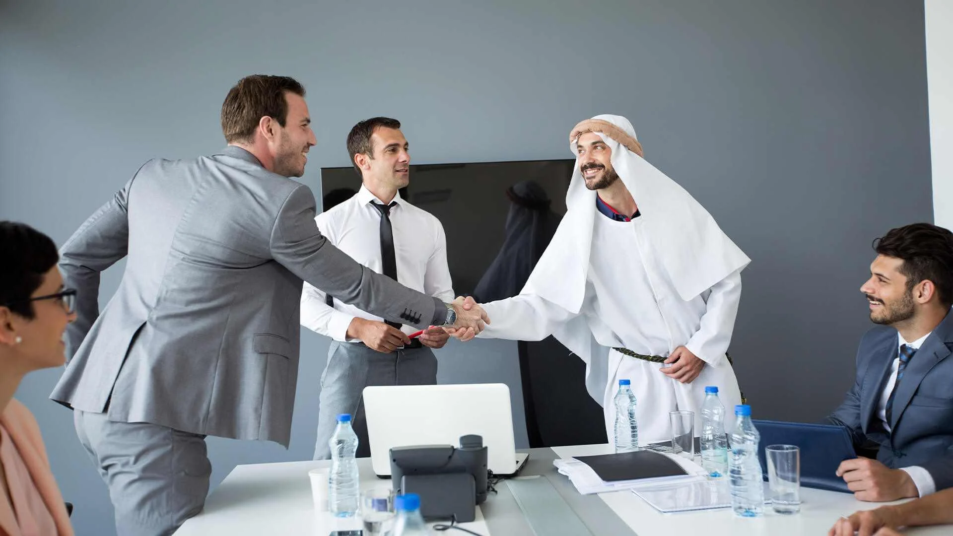 ثبت شرکت | اخذ اقامت مراحل گامبهگام ثبت شرکت در عمان (با تمرکز بر LLC و آخرین قوانین)